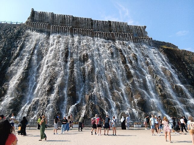 khorfakkan waterfall